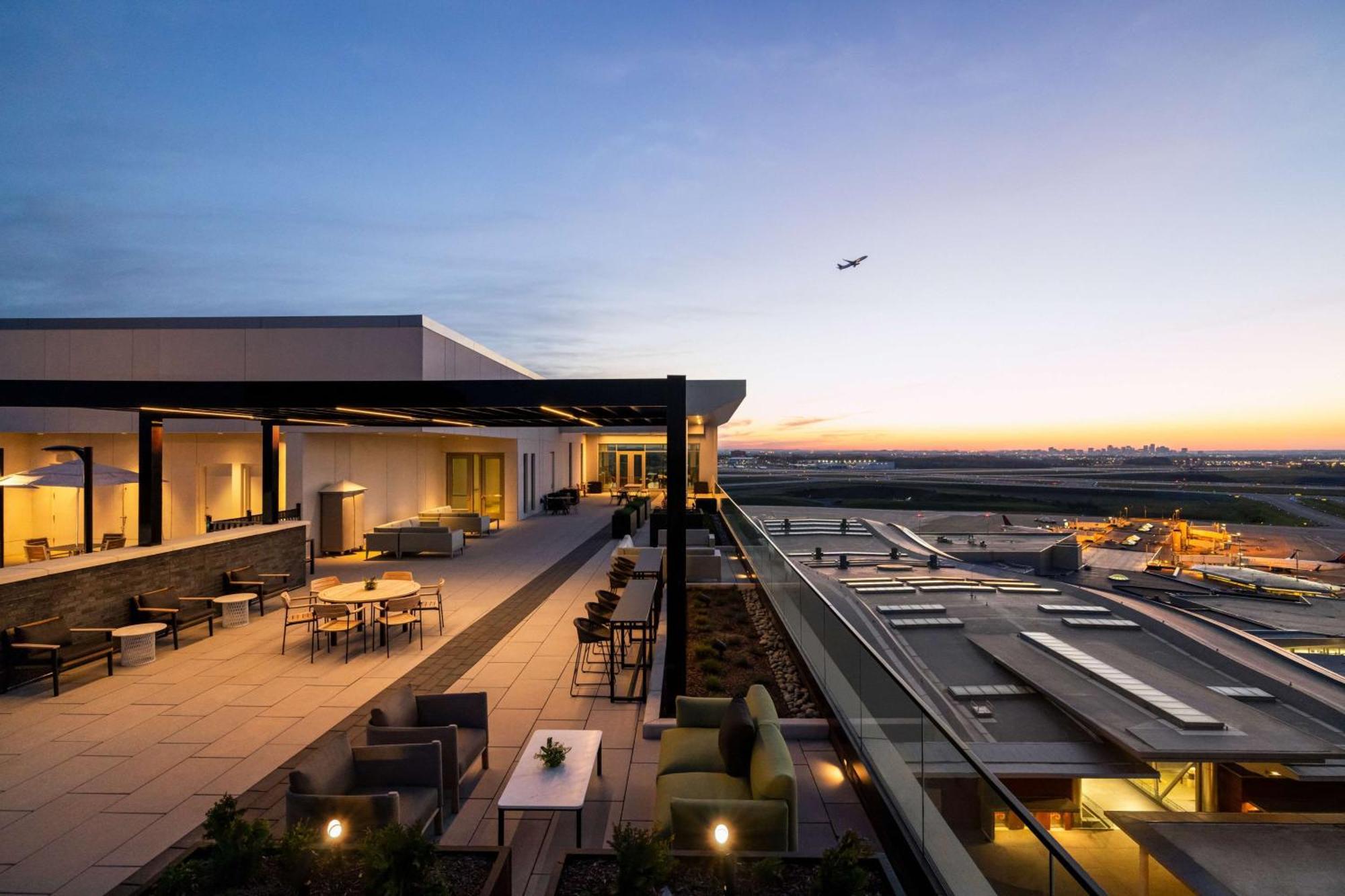 Hilton Bna Nashville Airport Terminal Exteriör bild